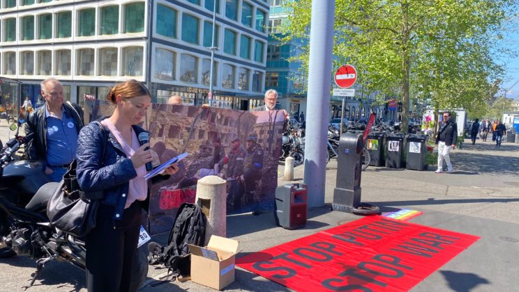 28 avril • Manifestation devant le siège de Rosneft à Genève